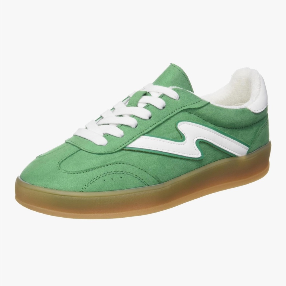 Madden Girl Giia Sneaker